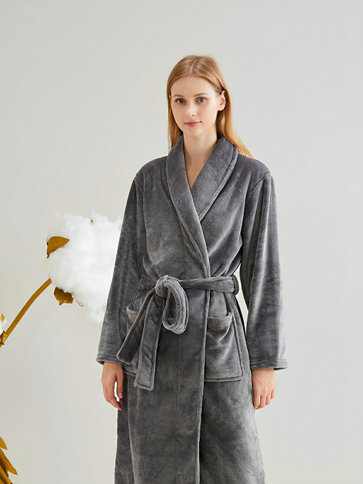 Peignoir flanelle épais, douceur cocooning, confort longue saison, ceinture ajustable, chaleur enveloppante, style unisexe, grande poche pratique, modèle Irmo - Peignoir - Gris M
