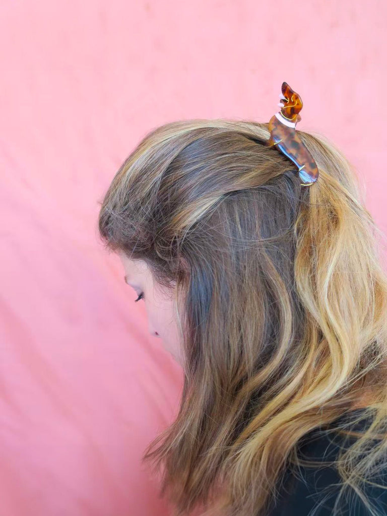 Pince à cheveux chien, pince crabe acétate, pince marron écaille, accessoire cheveux fantaisie, pince pour demi - attache, pince solide cheveux, modèle Urisse - Pince à cheveux - Marron