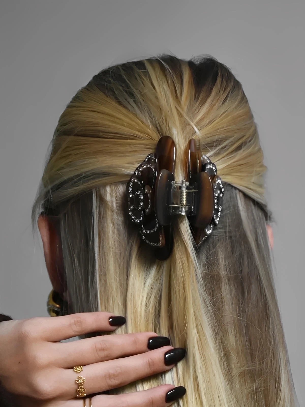 Pince à cheveux femme, pince crabe fleur, pince cheveux acétate, pince à strass, accessoire cheveux chic, modèle Dadia - Pince à cheveux - Marron