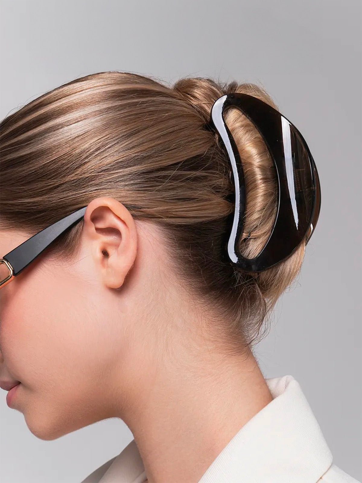 Pince à cheveux lune, pince crabe cheveux longs, barette noire résine, accessoire coiffure femme, accessoire cheveux maintien fort, modèle Piréna - Pince à cheveux - Marron