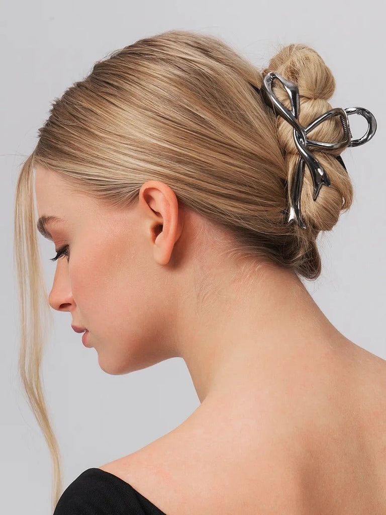 Pince à cheveux métal, pince crabe femme, accessoire cheveux nœud, pince coiffure cheveux longs, pince solide brillante, modèle Mina - Pince à cheveux - Argent