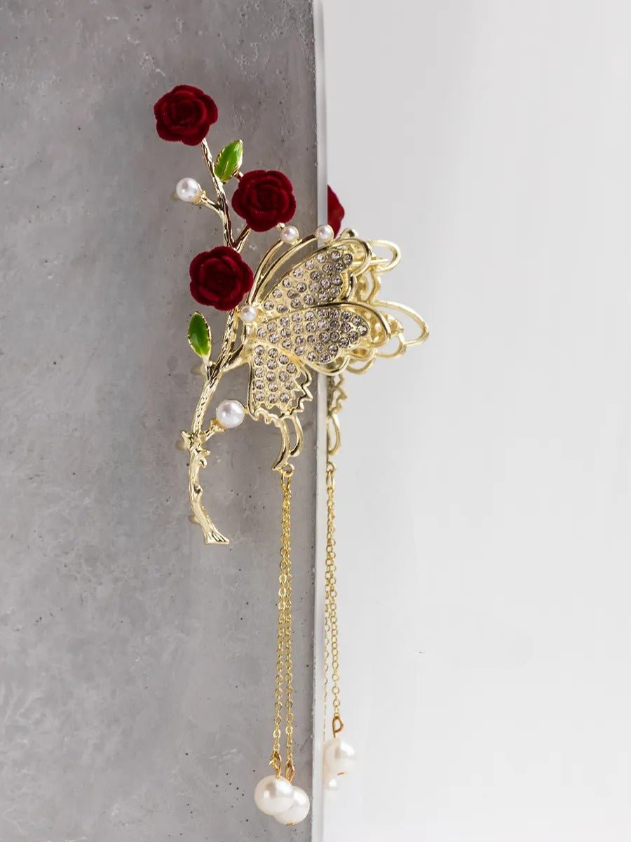 Pince à cheveux papillon doré, pince crabe fleurs rouges, pince cheveux strass et perles, pince cheveux mariage femme, accessoire coiffure chic, modèle Clochette - Pince à cheveux - Or