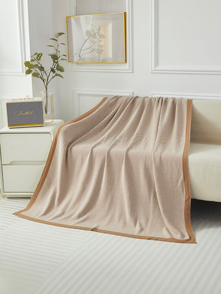 Plaid chevron doux, couverture tricotée, plaid canapé lit, plaid cocooning, couverture légère, modèle Idilo - Beige