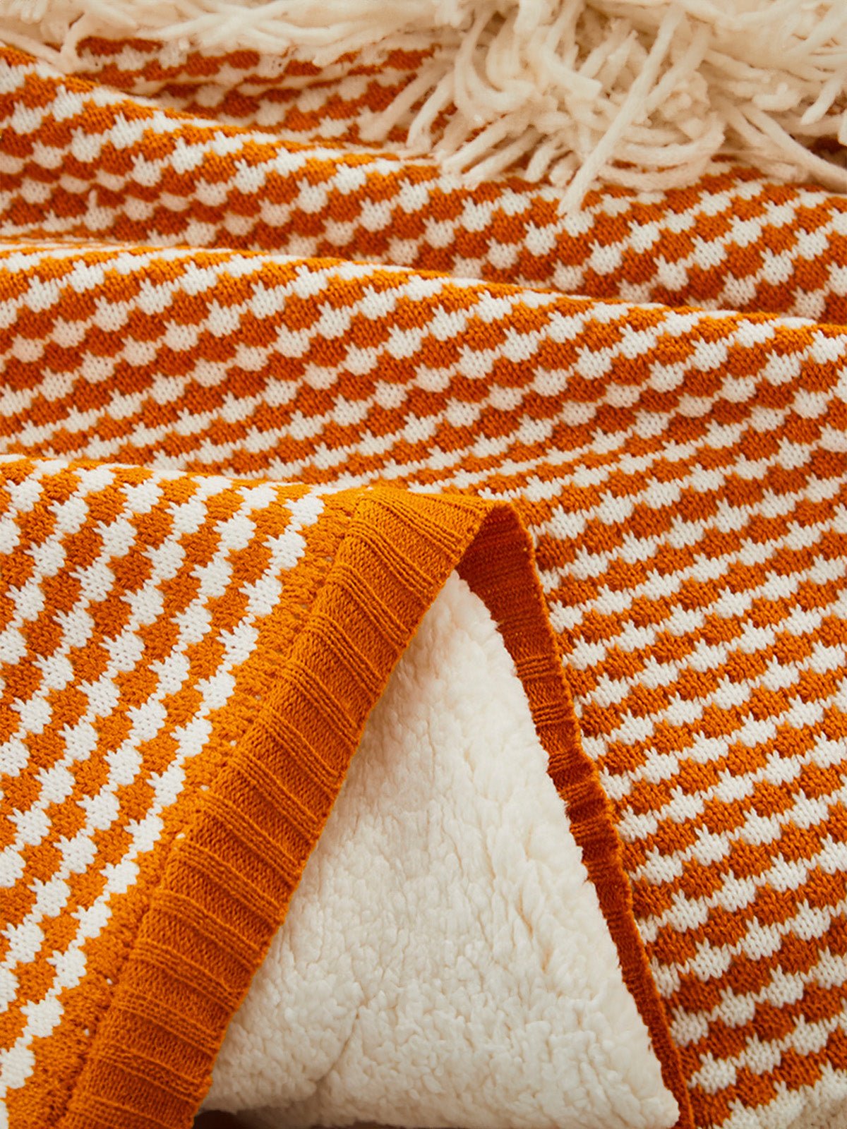Plaid cocooning hiver, couverture douce lit, motif géométrique bicolore, doublure effet mouton, grande taille chaude, modèle Soel - Orange 150 x 200 cm