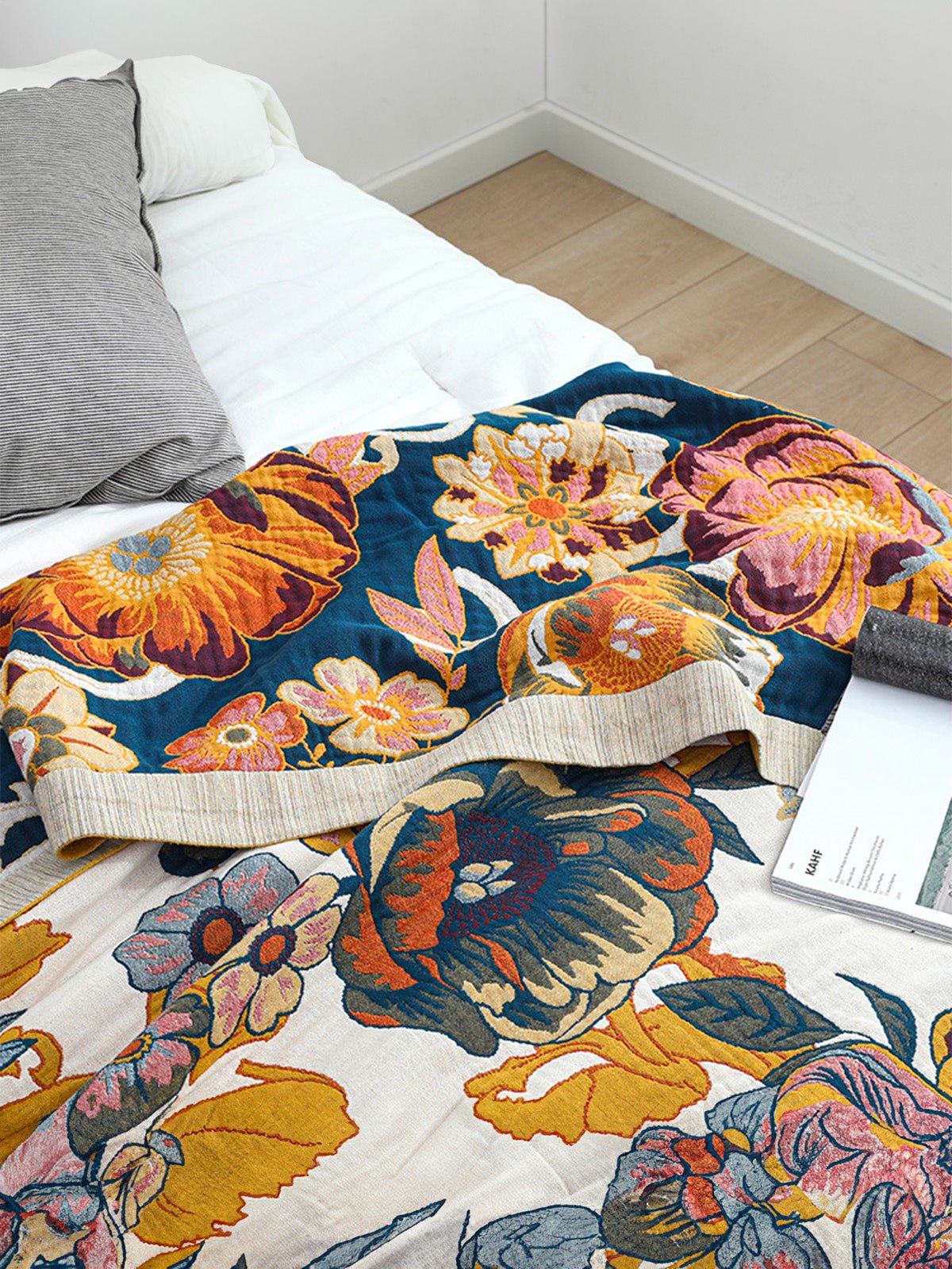 Plaid coton floral, couverture respirante, jeté de lit double, motif botanique coloré, tissu doux 5 couches, gaze de coton, modèle Sorenz - Multicolore 200 x 230 cm