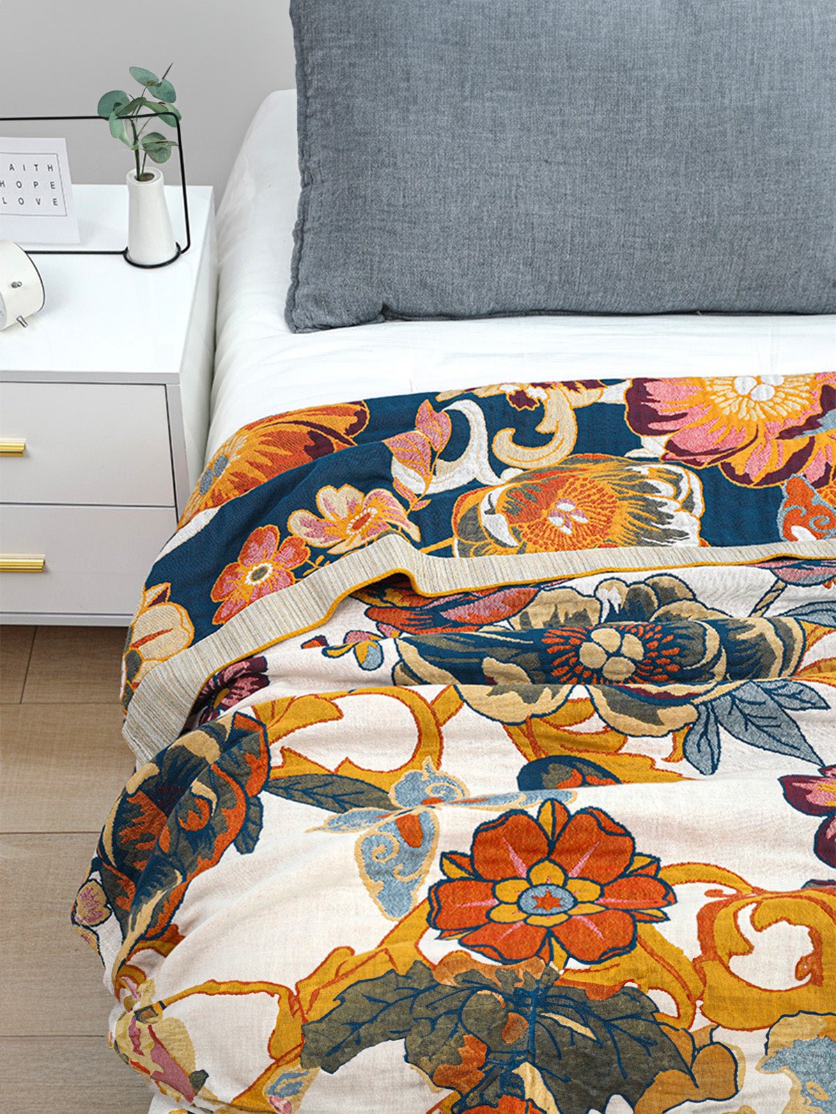 Plaid coton floral, couverture respirante, jeté de lit double, motif botanique coloré, tissu doux 5 couches, gaze de coton, modèle Sorenz - Multicolore 200 x 230 cm