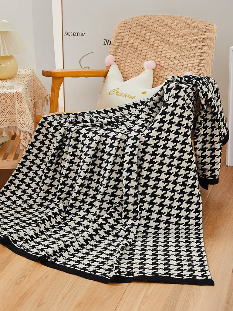 Plaid coton pied - de - poule, jeté de canapé cosy, couverture douce été, plaid déco salon, plaid noir blanc ou noir café, modèle Thalis - Blanc et noir 130 x 160 cm