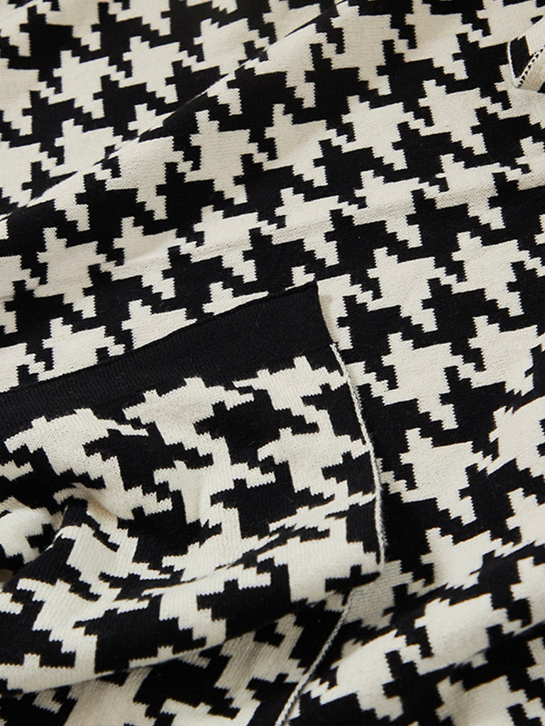 Plaid coton pied - de - poule, jeté de canapé cosy, couverture douce été, plaid déco salon, plaid noir blanc ou noir café, modèle Thalis - Blanc et noir 130 x 160 cm