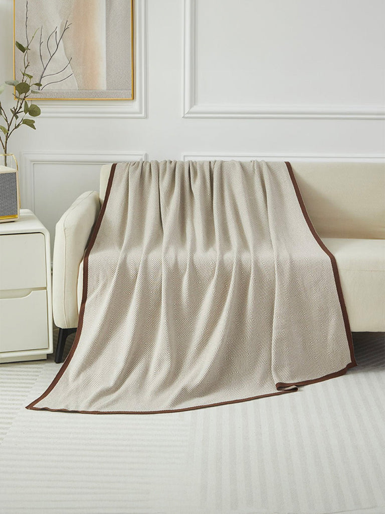 Plaid en coton doux, motif géométrique, bord contrasté, couverture canapé, jeté décoratif, modèle Awen - Marron