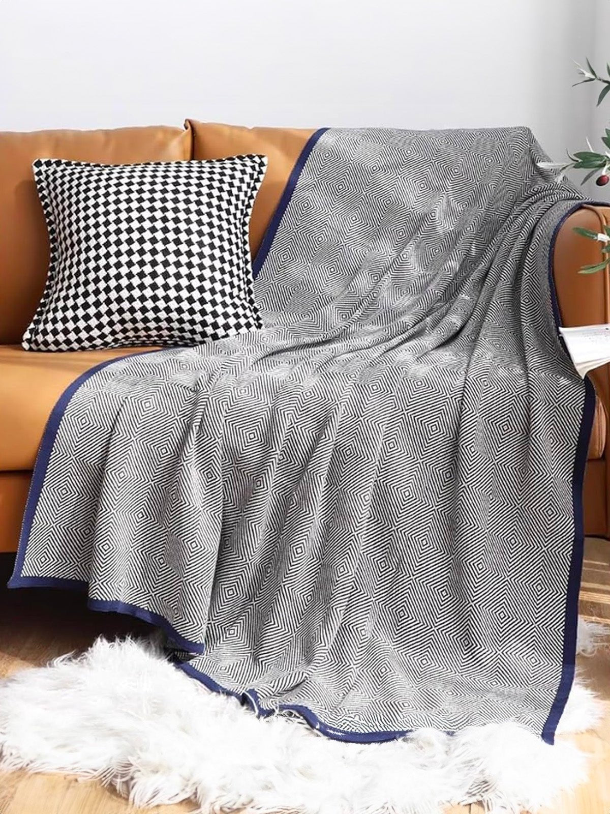 Plaid en coton doux, motif géométrique, bord contrasté, couverture canapé, jeté décoratif, modèle Awen - Bleu marine