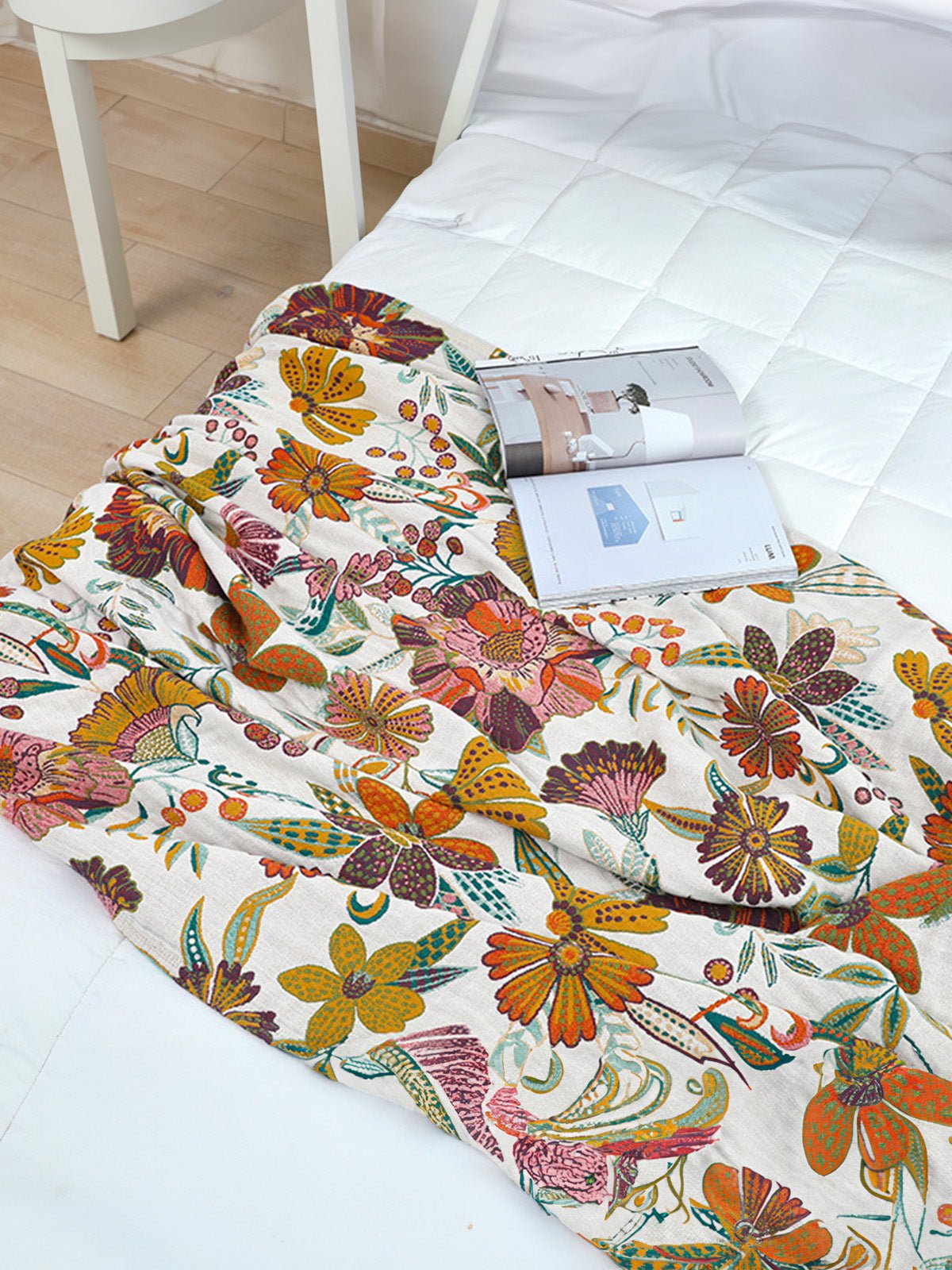 Plaid fleuri coton gaufré, couverture légère lit canapé, jeté de lit bohème, motif floral coloré, plaid respirant été, modèle Yelma - Multicolore 150 x 200 cm