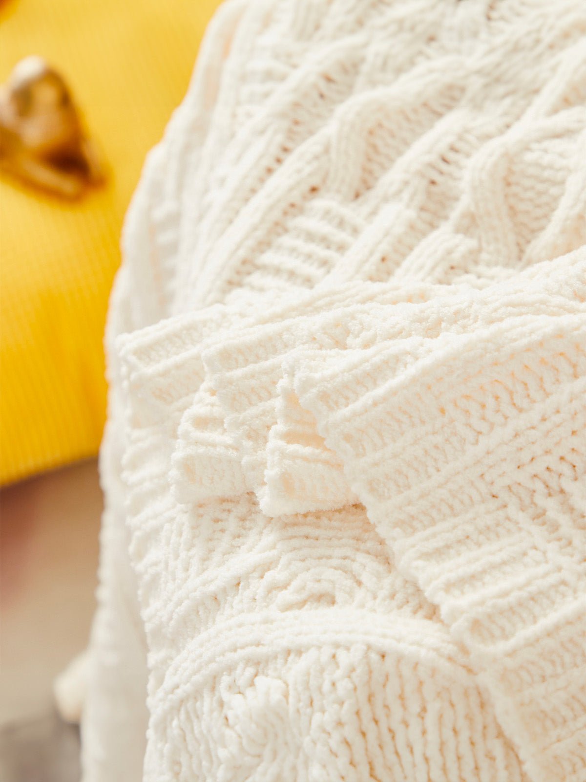 Plaid tricoté doux, couverture coton crème, jeté canapé cosy, plaid nordique maison, couverture torsadée chaude, modèle Aïko - Blanc