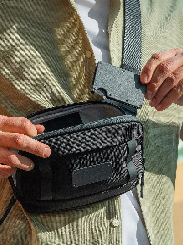 Porte - cartes rigide homme, ultra mince, RFID sécurisé, en aluminium, design moderne, grande capacité, modèle Stan - Porte - feuille - Gris