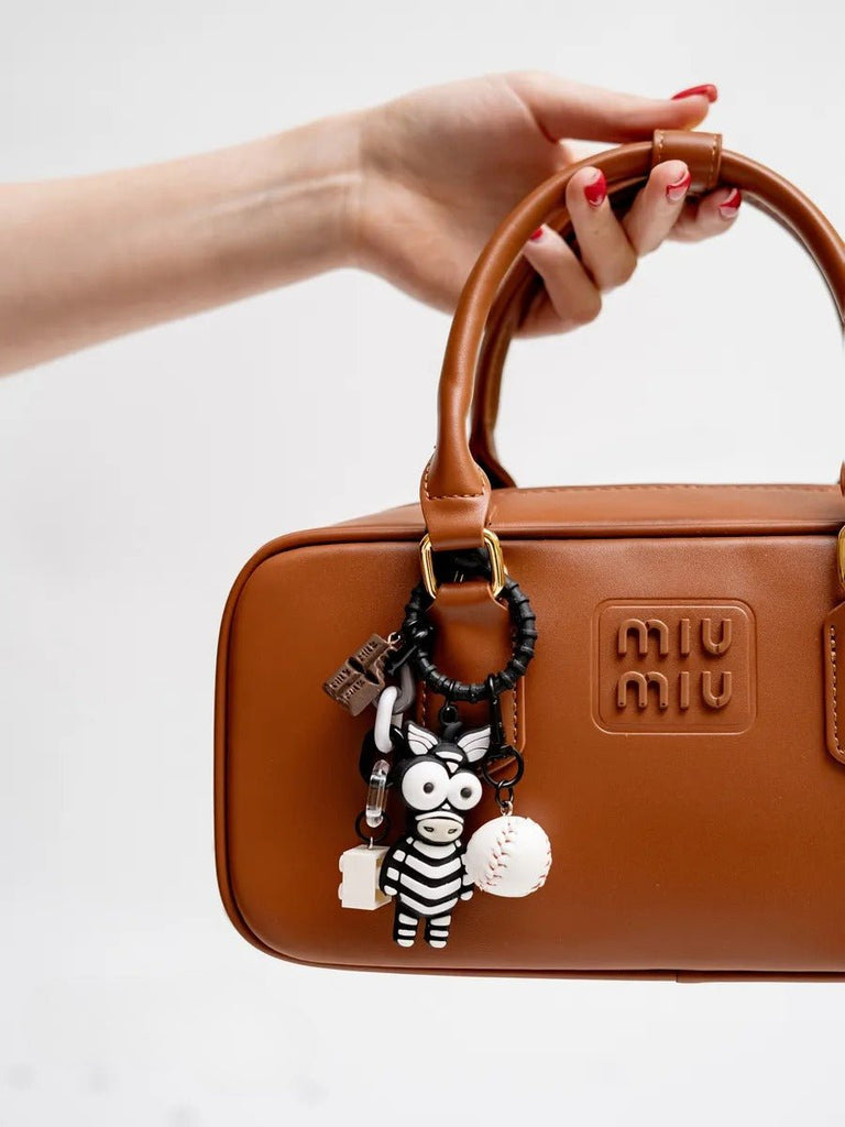 Porte - clés zèbre, bijou de sac mignon, pendentif sac à main, accessoire fantaisie, breloque originale, modèle Zéla - Noir