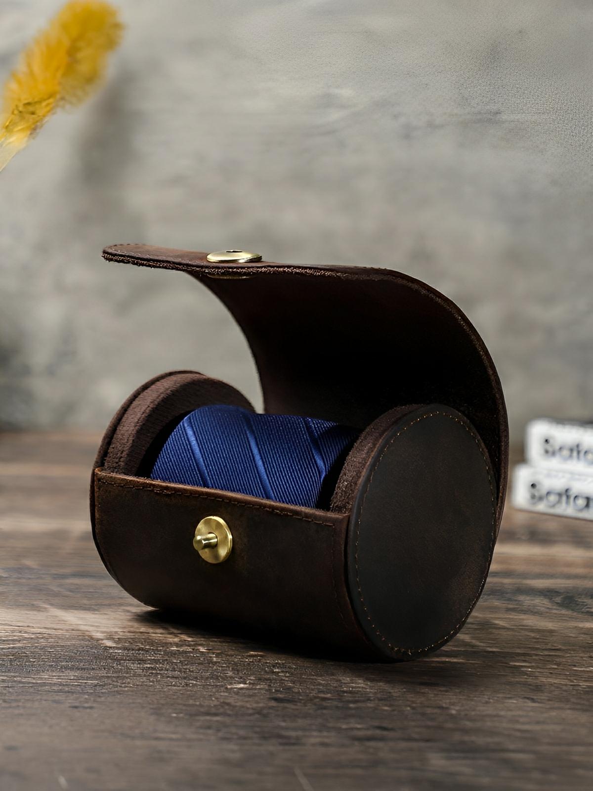 Porte cravate, en cuir, idéal pour voyager, modèle Olivien - Coffret - Café