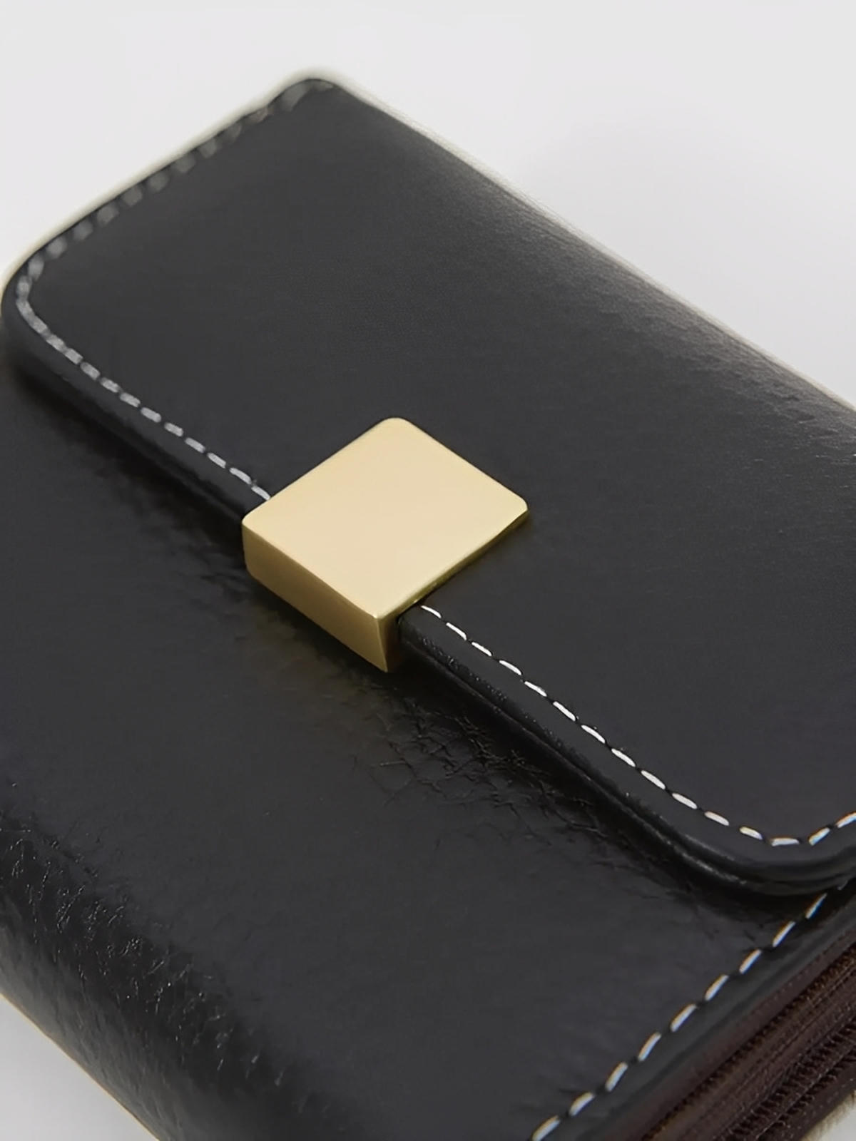 Portefeuille femme compact cuir grainé, porte - cartes sécurisé, format mini, bouton - pression doré, rangement accordéon, modèle Judith - Porte - feuille - Noir