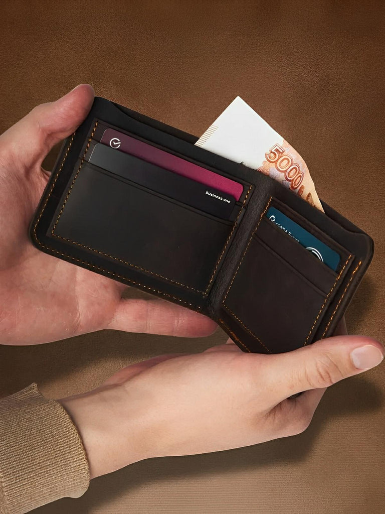Portefeuille homme en cuir véritable, format compact, design vintage, multiples rangements, couture apparentes, modèle Xaime - Porte - feuille - Café