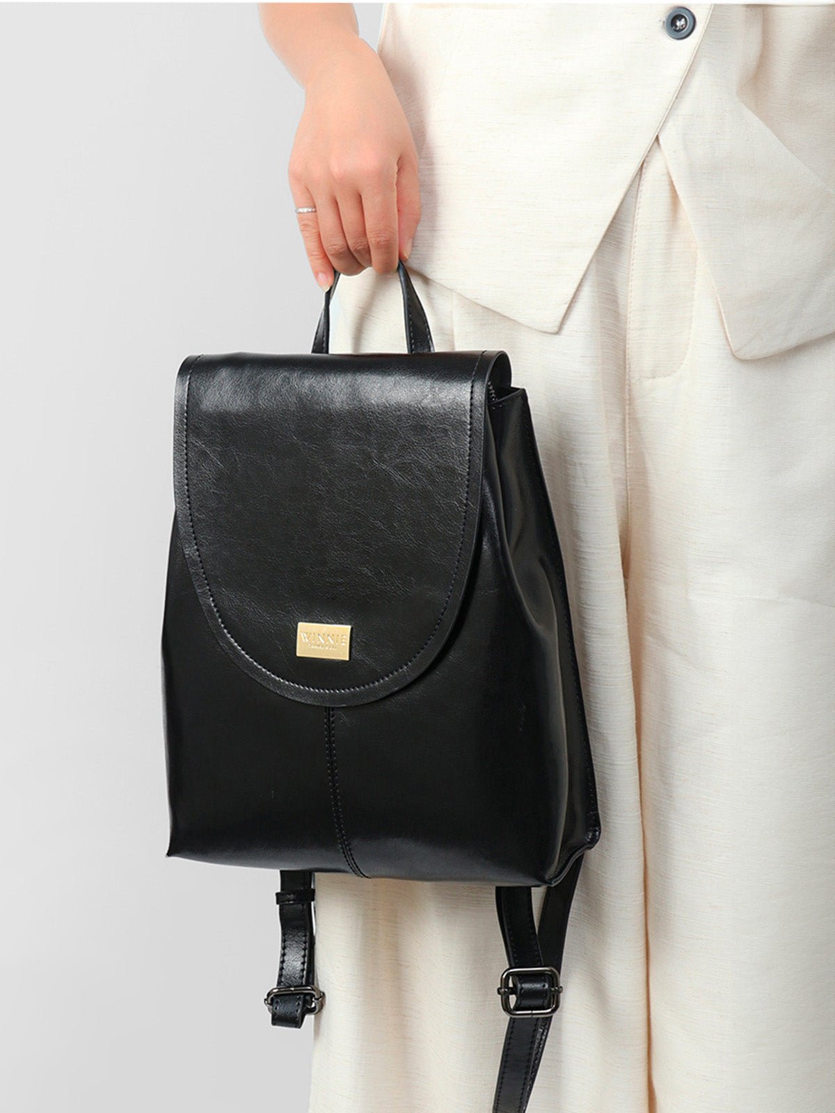 Sac à dos cuir femme, sac à dos ville, sac dos souple, sac dos fermeture magnétique, sac dos quotidien, modèle Osanne - Sac à dos - Noir