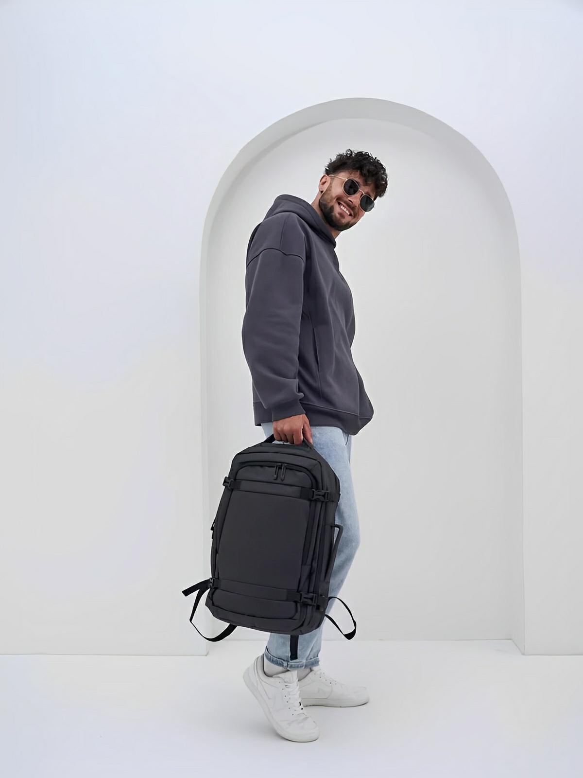 Sac à dos extensible 35L, résistant aux intempéries, port USB, ergonomique, idéal voyage et business, modèle Vargon - Sac à dos - Noir