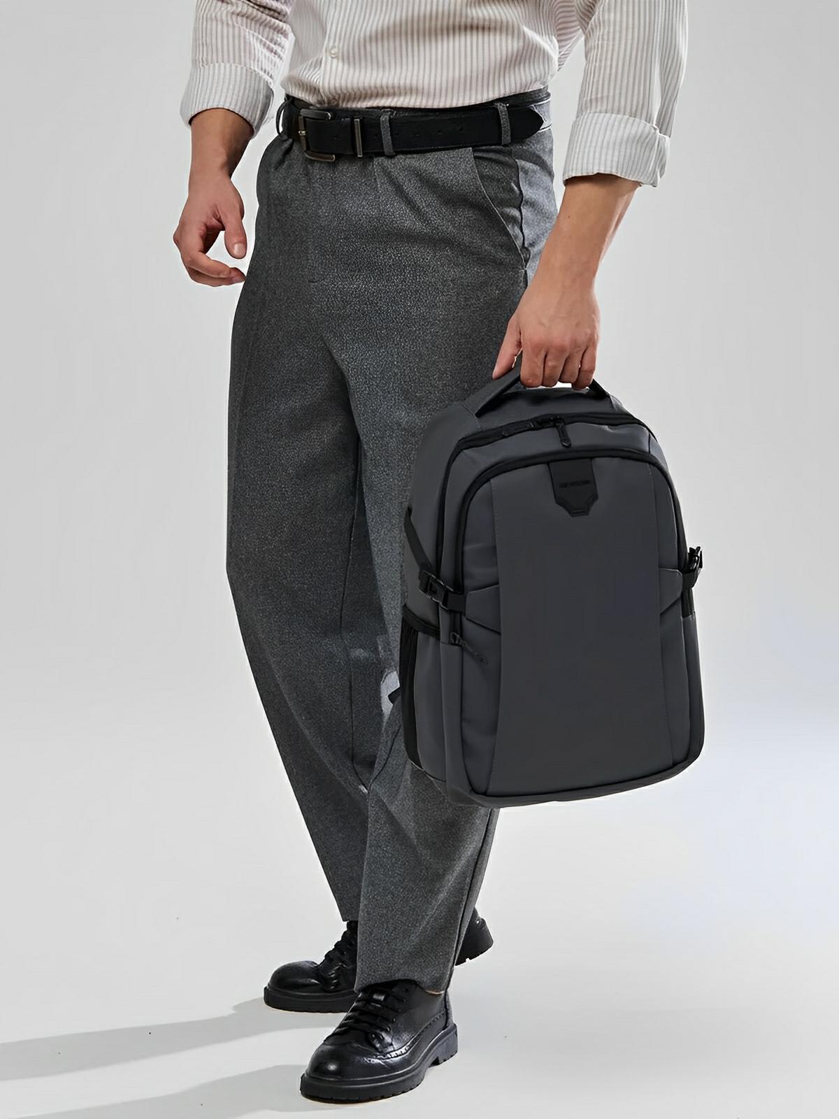 Sac à dos homme grande capacité, multi - compartiments, port USB, imperméable, design ergonomique, modèle Léos - Sac à dos - Gris