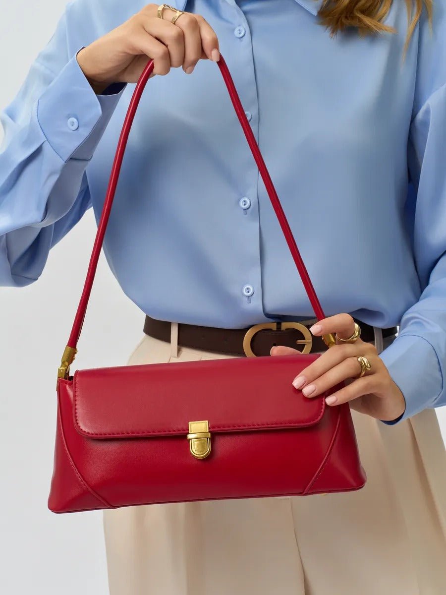 Sac à main baguette femme, sac bandoulière femme, sac épaule vintage, petit sac rigide, sac fermeture dorée, sac chic, modèle Ingrid - Sac à main - Rouge