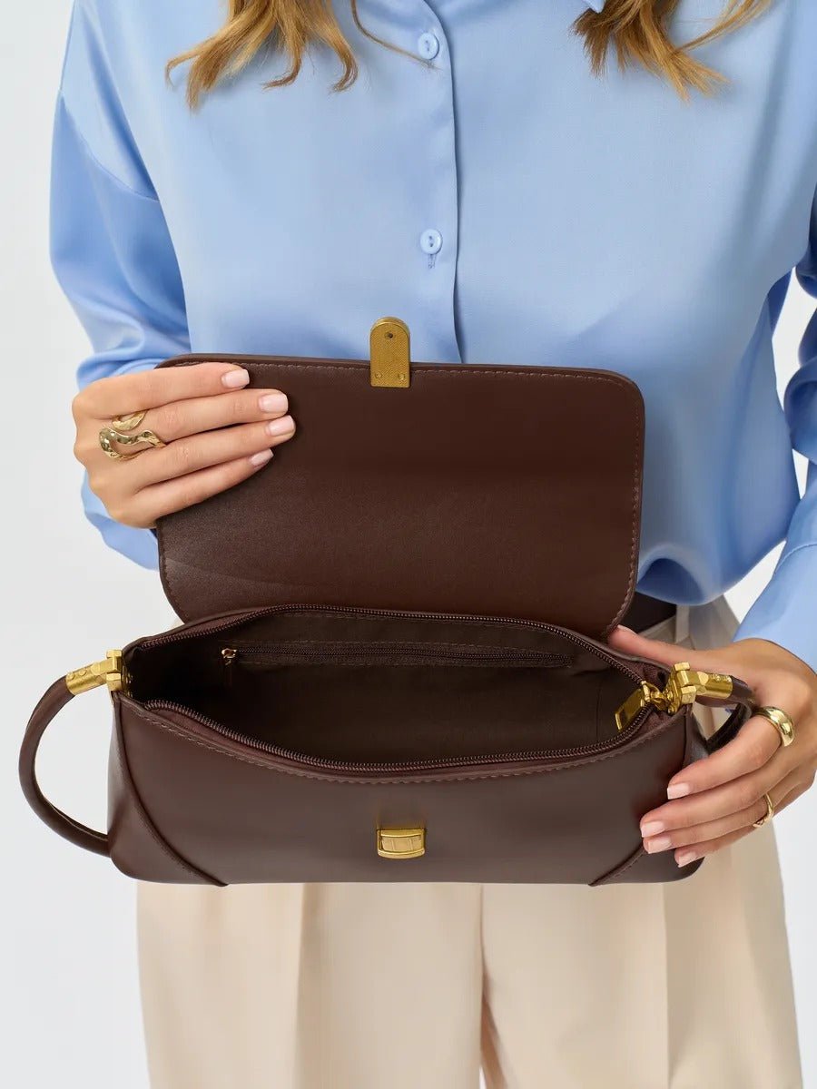 Sac à main baguette femme, sac bandoulière femme, sac épaule vintage, petit sac rigide, sac fermeture dorée, sac chic, modèle Ingrid - Sac à main - Café