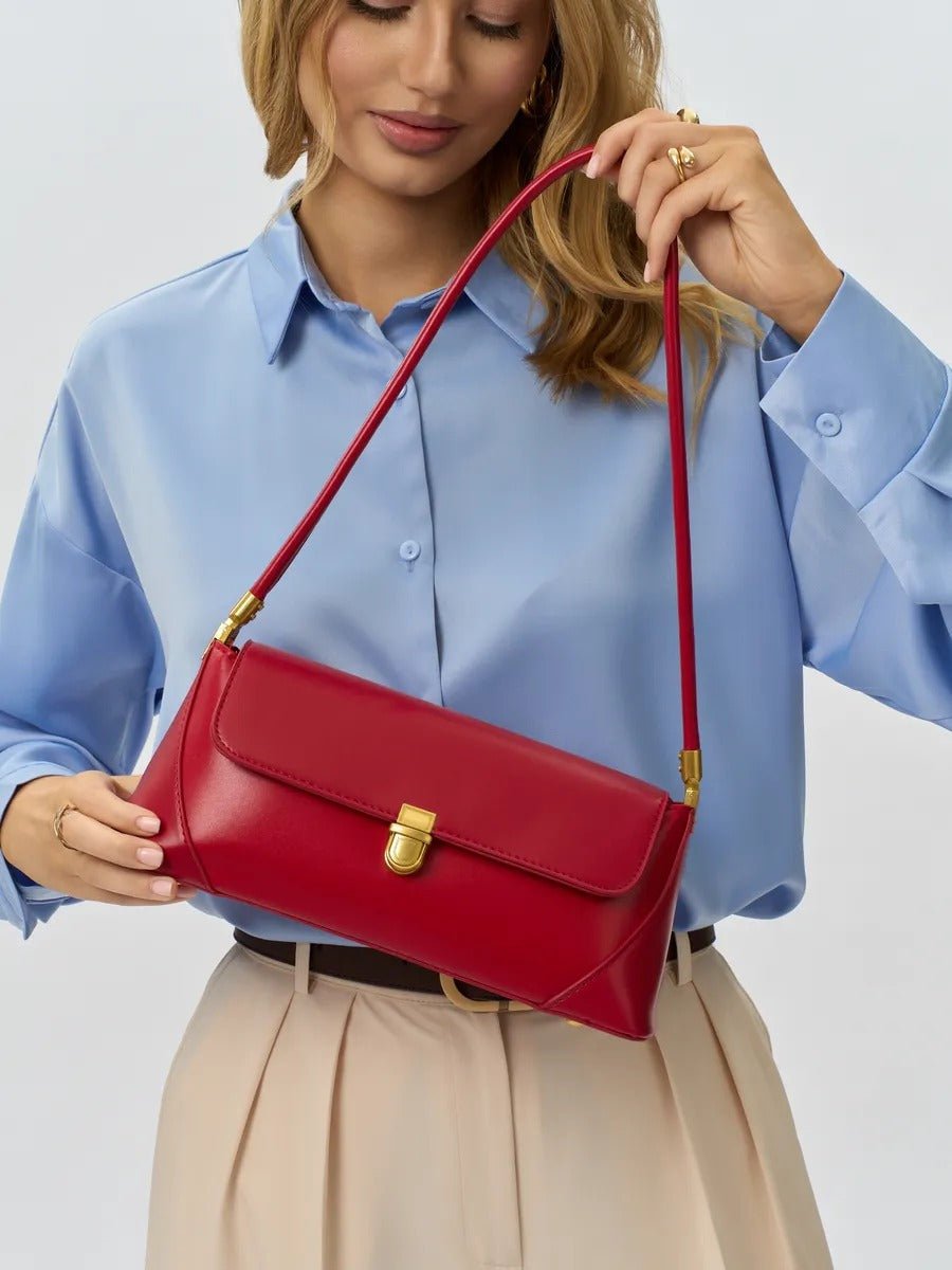 Sac à main baguette femme, sac bandoulière femme, sac épaule vintage, petit sac rigide, sac fermeture dorée, sac chic, modèle Ingrid - Sac à main - Rouge