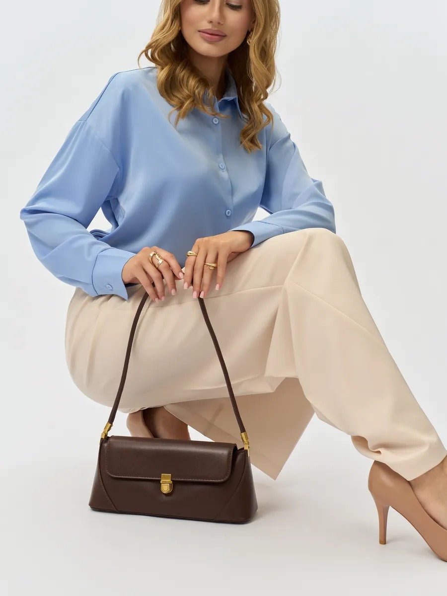 Sac à main baguette femme, sac bandoulière femme, sac épaule vintage, petit sac rigide, sac fermeture dorée, sac chic, modèle Ingrid - Sac à main - Café