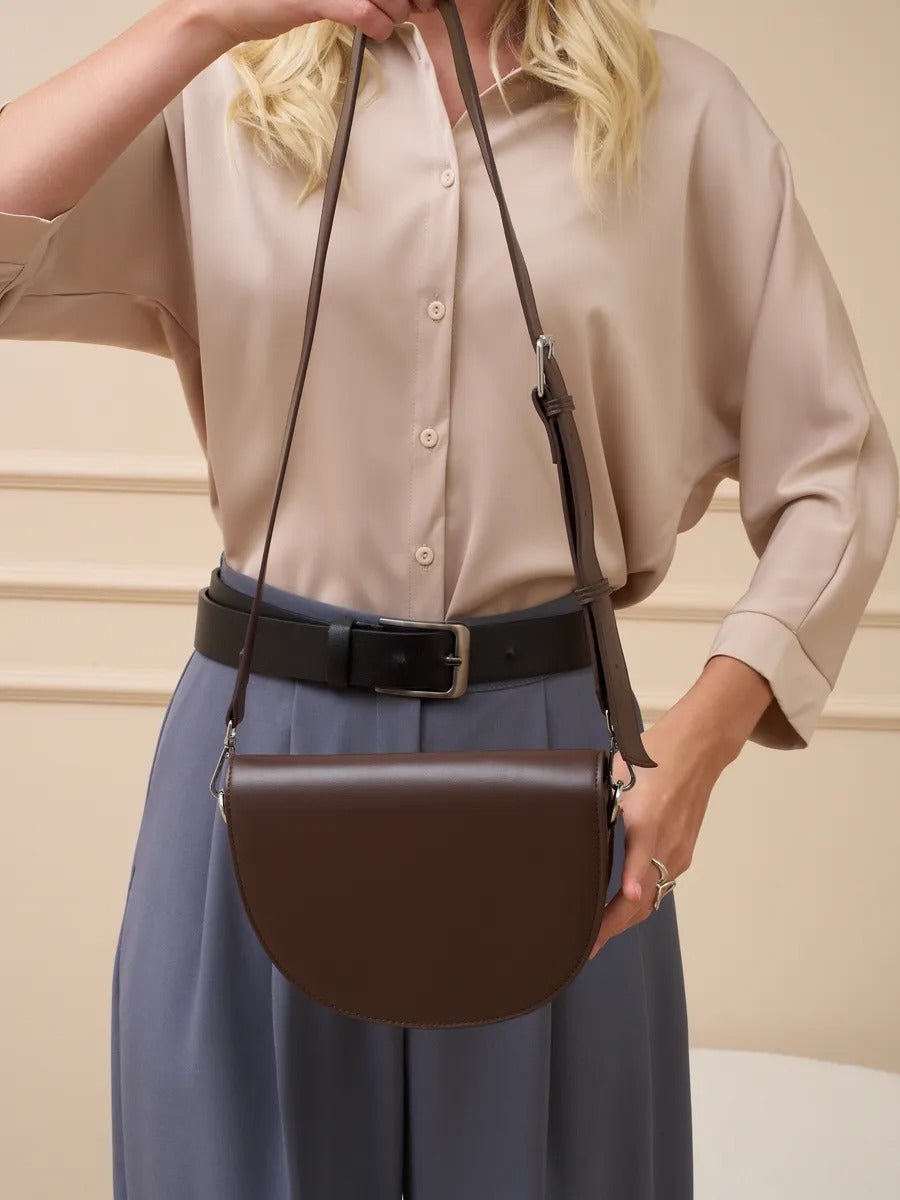 Sac à main bandoulière femme, sac demi - lune, sac PU, sac minimaliste, petit sac épaule, modèle Coloma - Sac à main - Marron