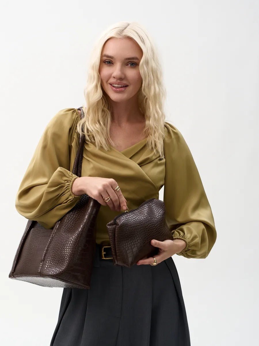 Sac à main cabas texturé, grand format, porté épaule, intérieur suédine, bouton magnétique, poche extérieure, modèle Placidie - Sac à main - Café