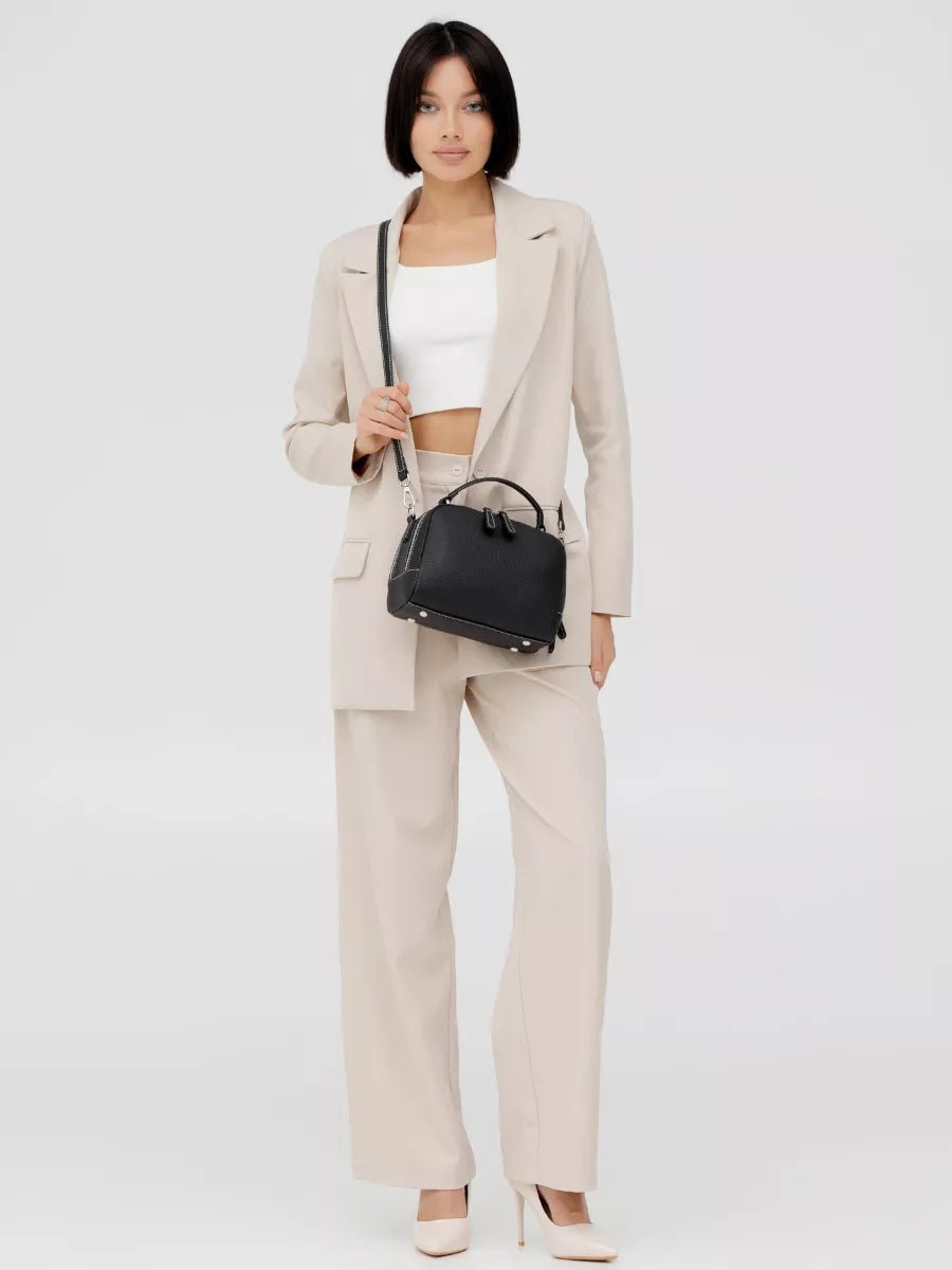 Sac à main en cuir, petit format rigide, bandoulière réglable, compartiments zippés, style urbain, modèle Gravine - Sac à main - Noir