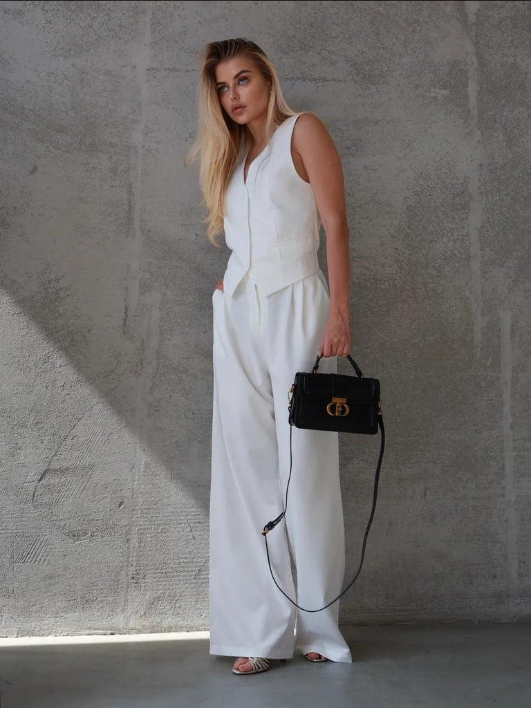 Sac à main femme aspect croco, sac bandoulière chic, sac porté travers avec fermoir doré, aspect moderne, modèle Limona - Sac à main - Noir