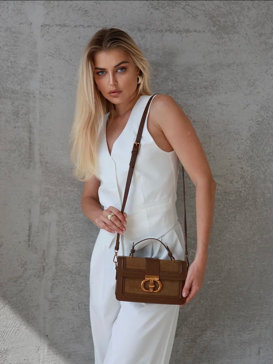 Sac à main femme aspect croco, sac bandoulière chic, sac porté travers avec fermoir doré, aspect moderne, modèle Limona - Sac à main - Marron