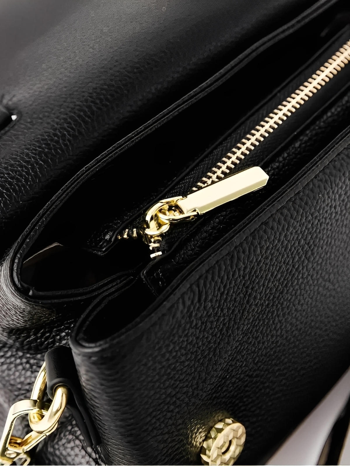 Sac à main femme en cuir, sac bandoulière tendance, petit sac porté main, chic et moderne, modèle Parvati - Sac à main - Noir