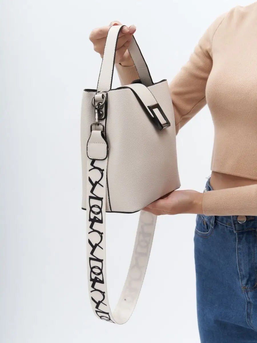Sac à main femme, sac bandoulière, sac cabas moyen, simili vegan, anse large amovible, sac école, modèle Praxede - Sac à main - Blanc