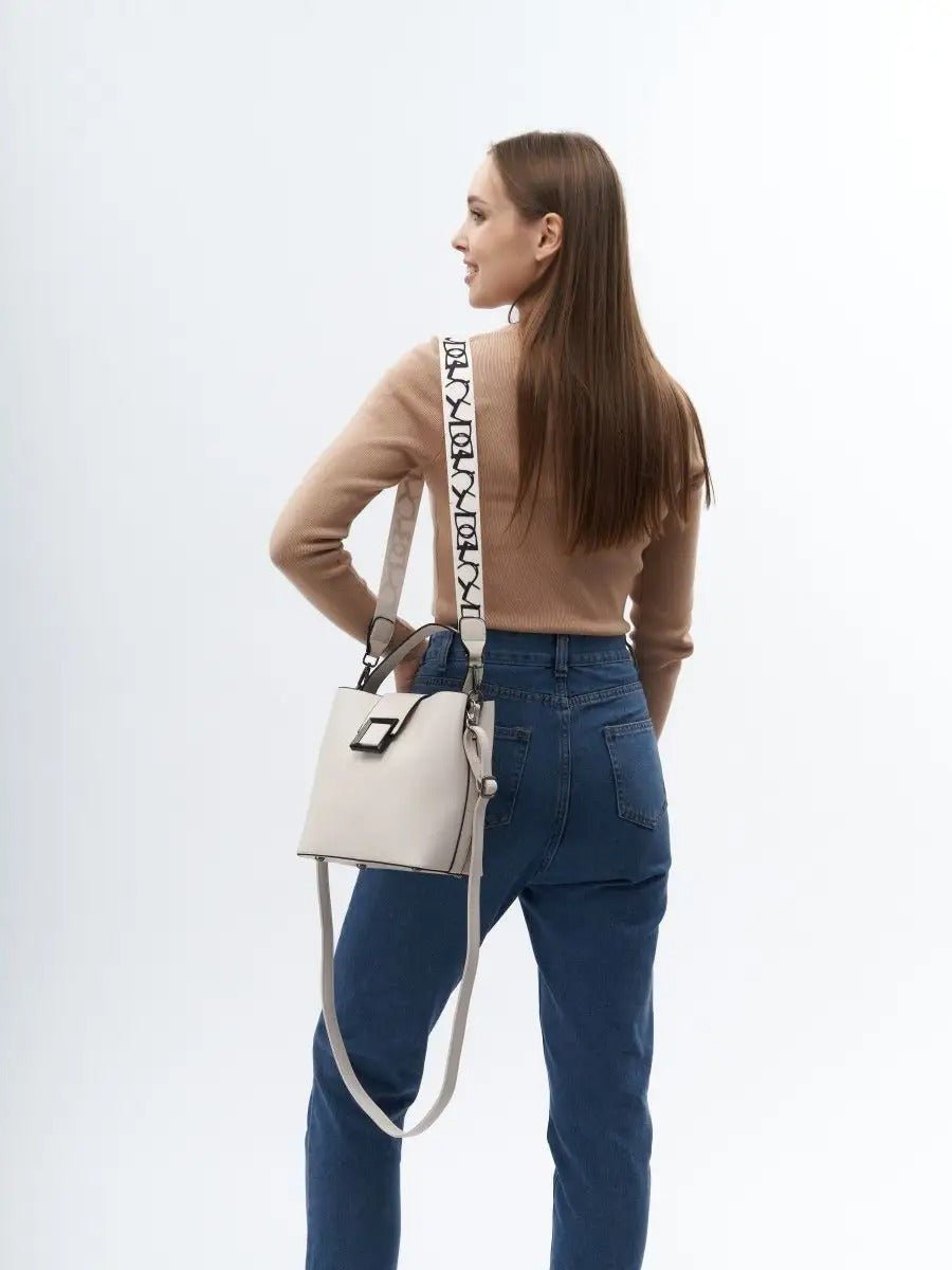 Sac à main femme, sac bandoulière, sac cabas moyen, simili vegan, anse large amovible, sac école, modèle Praxede - Sac à main - Blanc