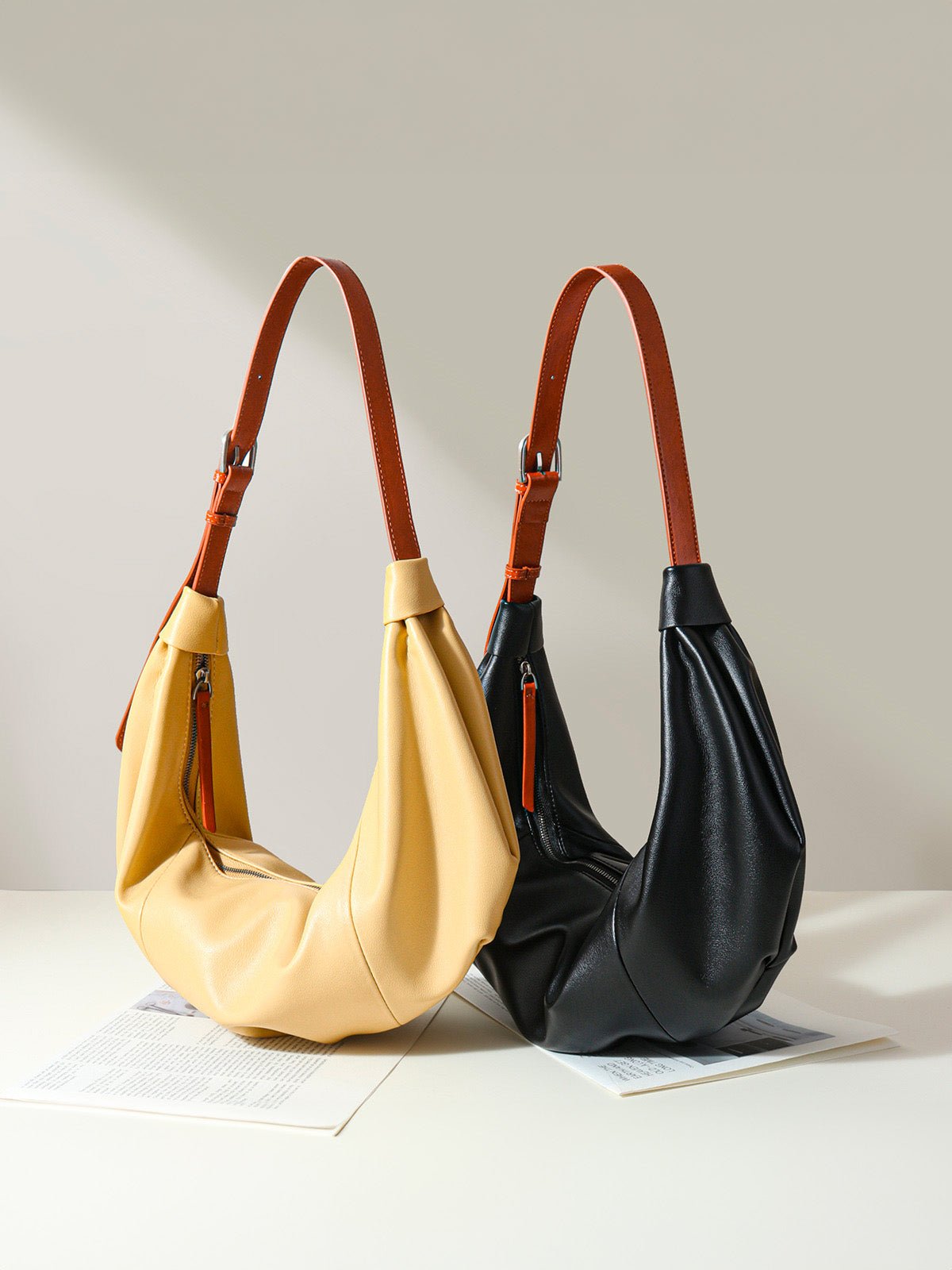 Sac à main hobo cuir souple, sac épaule femme, sac cabas dumpling, sac noir ou jaune, sac design tendance, modèle Ulina - Sac à main - Jaune