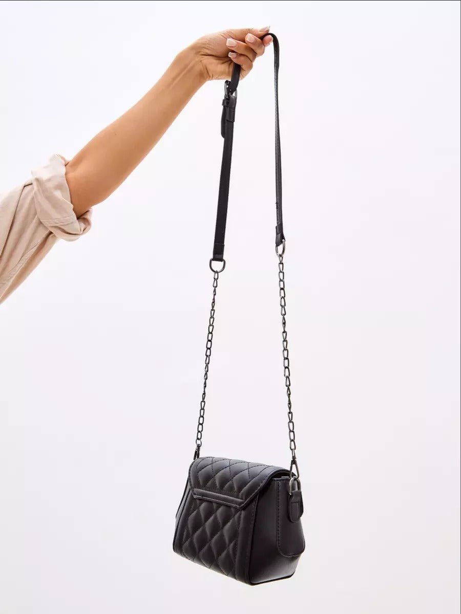 Sac à main matelassé femme, chaîne métal, porté épaule, simili vegan, style tendance, fermeture sécurisée, modèle Lucresse - Sac à main - Noir