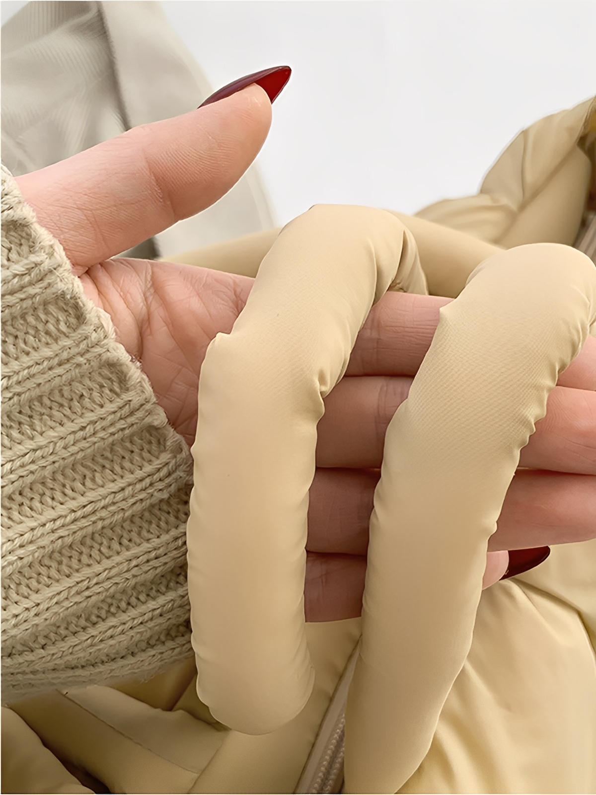 Sac à main matelassé oversize, sac cabas doudoune, fourré léger, sac épaule mode, sac shopping rembourré, modèle Solann - Sac à main - Beige