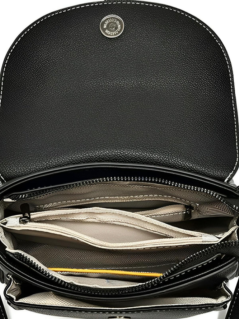 Sac à main tendance femme, porté épaule ou main, simili vegan, format compact, modèle Cassandra - Sac à main - Noir