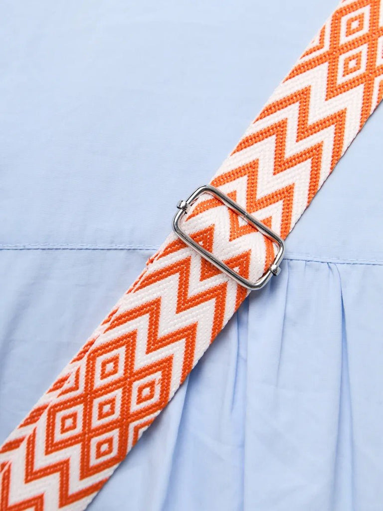 Sac banane femme simili vegan grainé, bandoulière réglable, chaîne métal, pochette zippée, sac porté épaule, modèle Hawise - Sacoche - Orange
