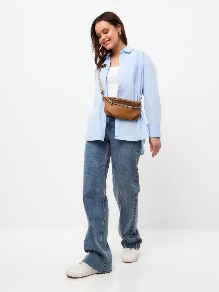 Sac banane femme simili vegan grainé, bandoulière réglable, chaîne métal, pochette zippée, sac porté épaule, modèle Hawise - Sacoche - Camel