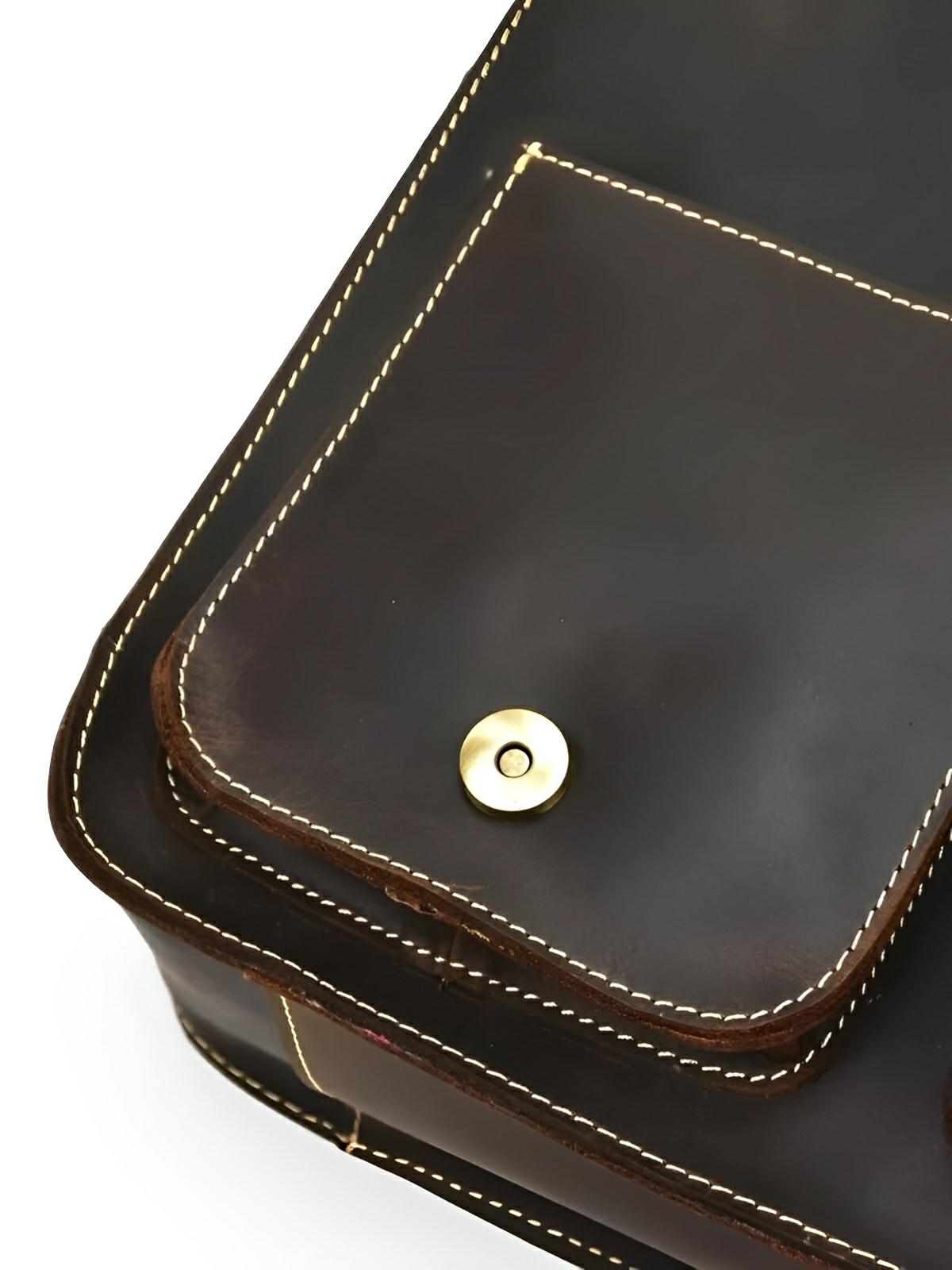 Sac bandoulière en cuir véritable au design urbain, grande capacité, idéal pour iPad et documents A4, modèle Drogo - Sac Bandoulière - Café