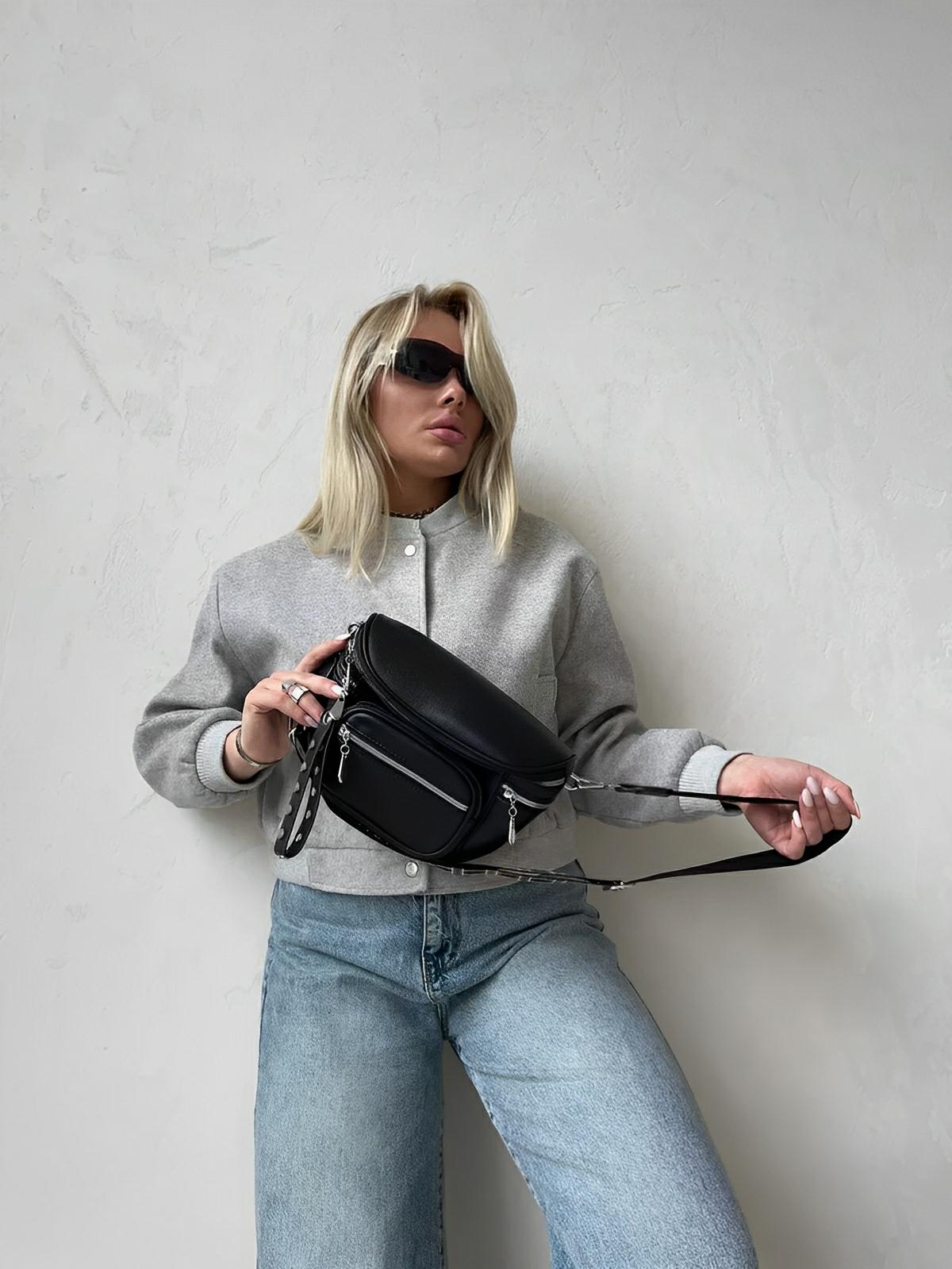 Sac bandoulière femme, design minimaliste, en simili vegan, 3 compartiments, déperlant, porté épaule et travers, modèle Jenna - Sac Bandoulière - Noir