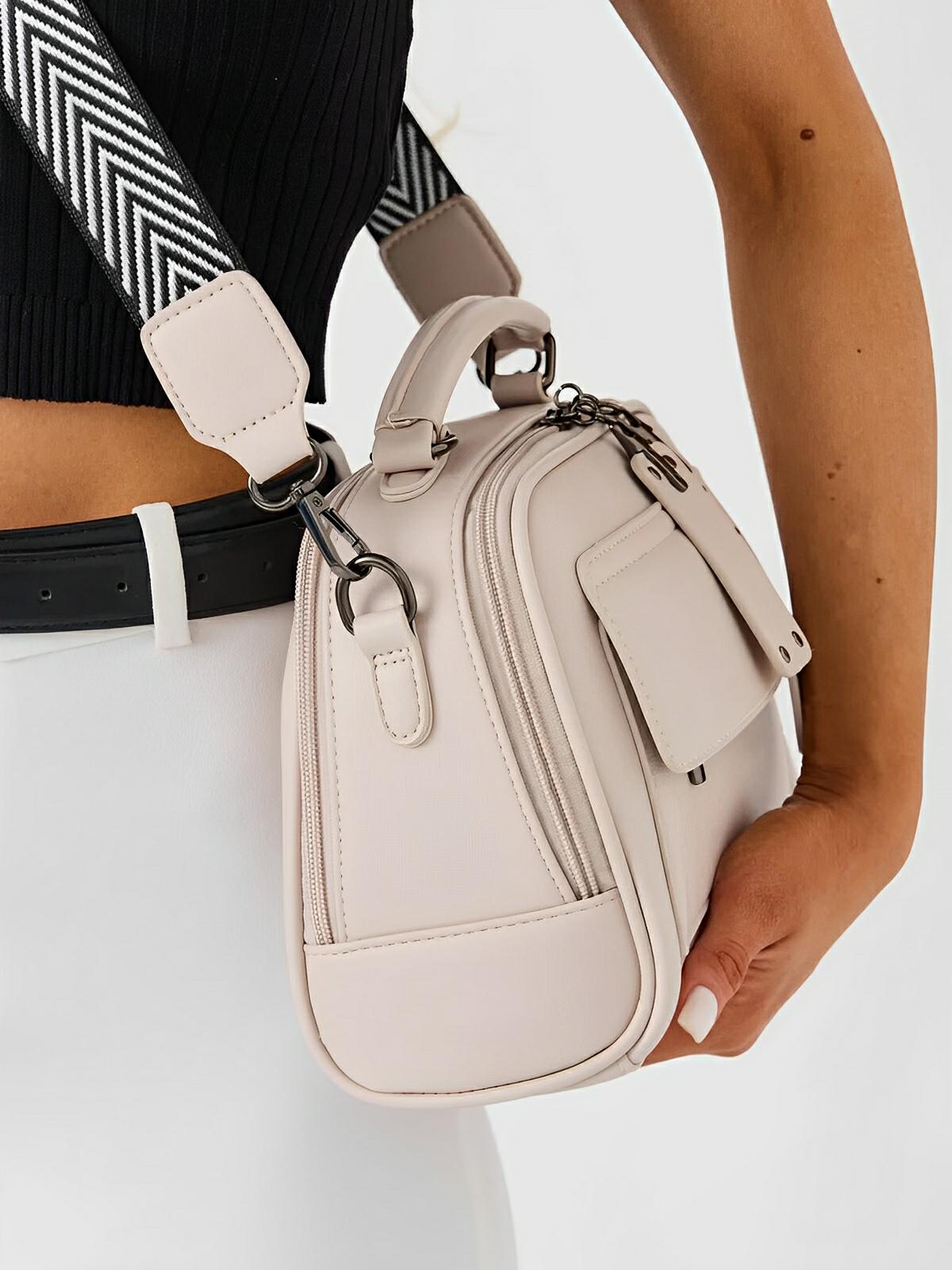 Sac bandoulière femme, grand format, simili vegan, poches multiples, bandoulières interchangeables, zip sécurisé, style moderne, modèle Karine - Sac Bandoulière - Gris clair