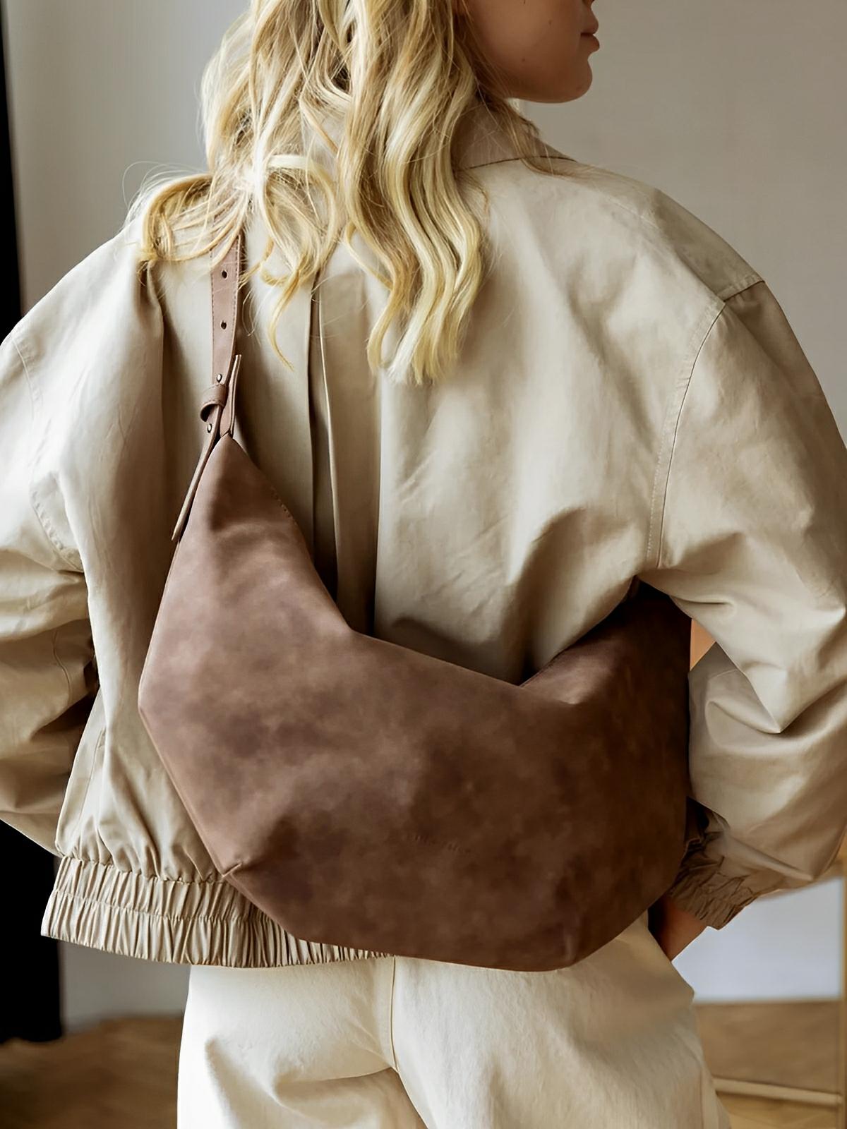 Sac Bandoulière hobo femme, grand sac épaule, style vintage, effet suédé, porté travers, modèle Jennifer - Sac Bandoulière - Marron