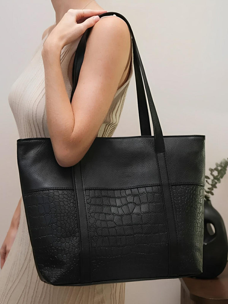 Sac bandoulière pour femme, sac noir smil vegan, grand format, fermeture éclair, porté épaule, modèle Pauline - Sac Bandoulière - Style 1