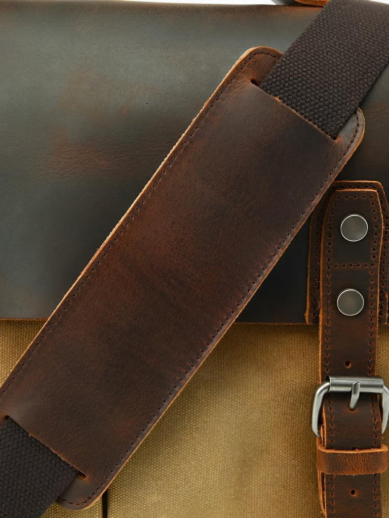 Sac bandoulière rétro, en toile cirée et cuir véritable, multi - usages, modèle Savinien - Sac Bandoulière - Marron