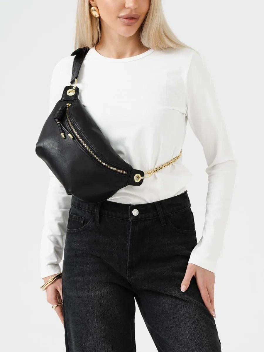 Sacoche banane en simili vegan, chaîne dorée, porté ceinture, sac moyen, fermeture éclair, modèle Sabina - Sacoche - Noir