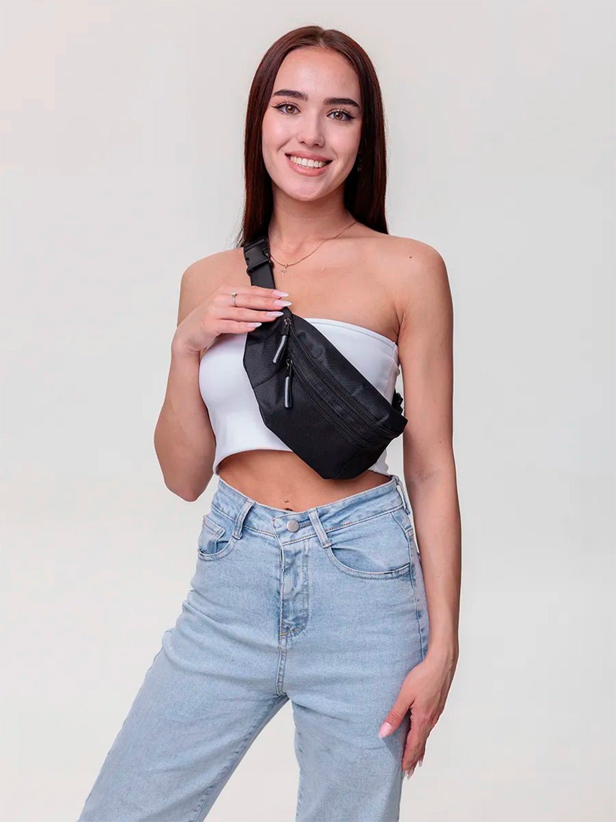 Sacoche banane femme, sac ceinture déperlant, sac poitrine compact, sac travers léger, sac sport randonnée, modèle Vedastine - Sacoche - Noir